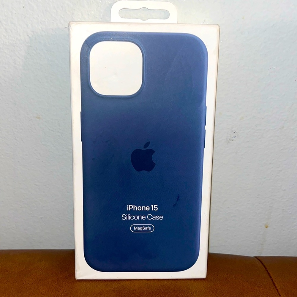 iPhone 15 silicone case